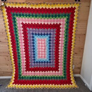 Red and Pink Quilts Vibrant Bedding